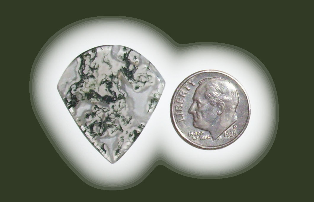 JZ42057 Green Moss Agate