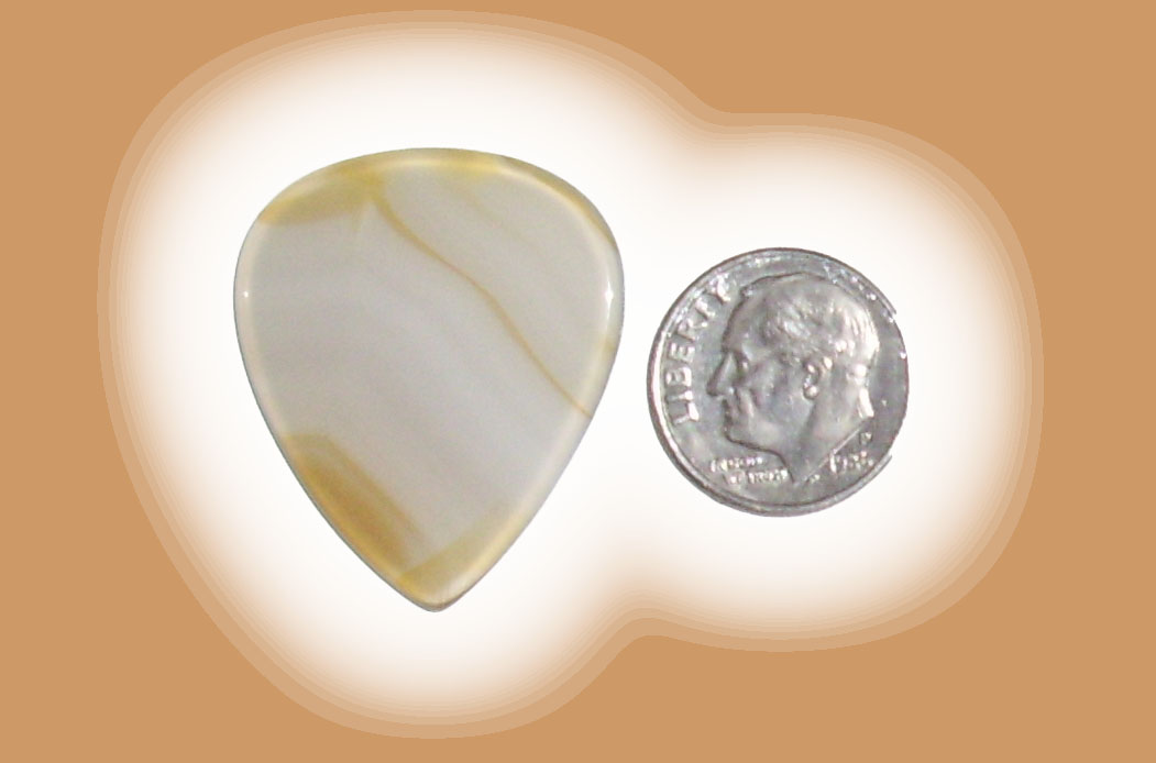 TD1273 Brazilian Agate